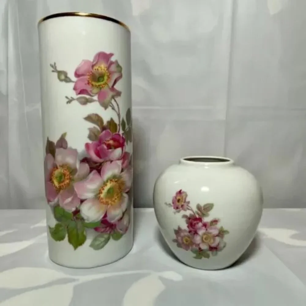 Gerold Porzellan Tettau Bavaria Painted Flower Vases Collectible 2 Piece Set Vtg